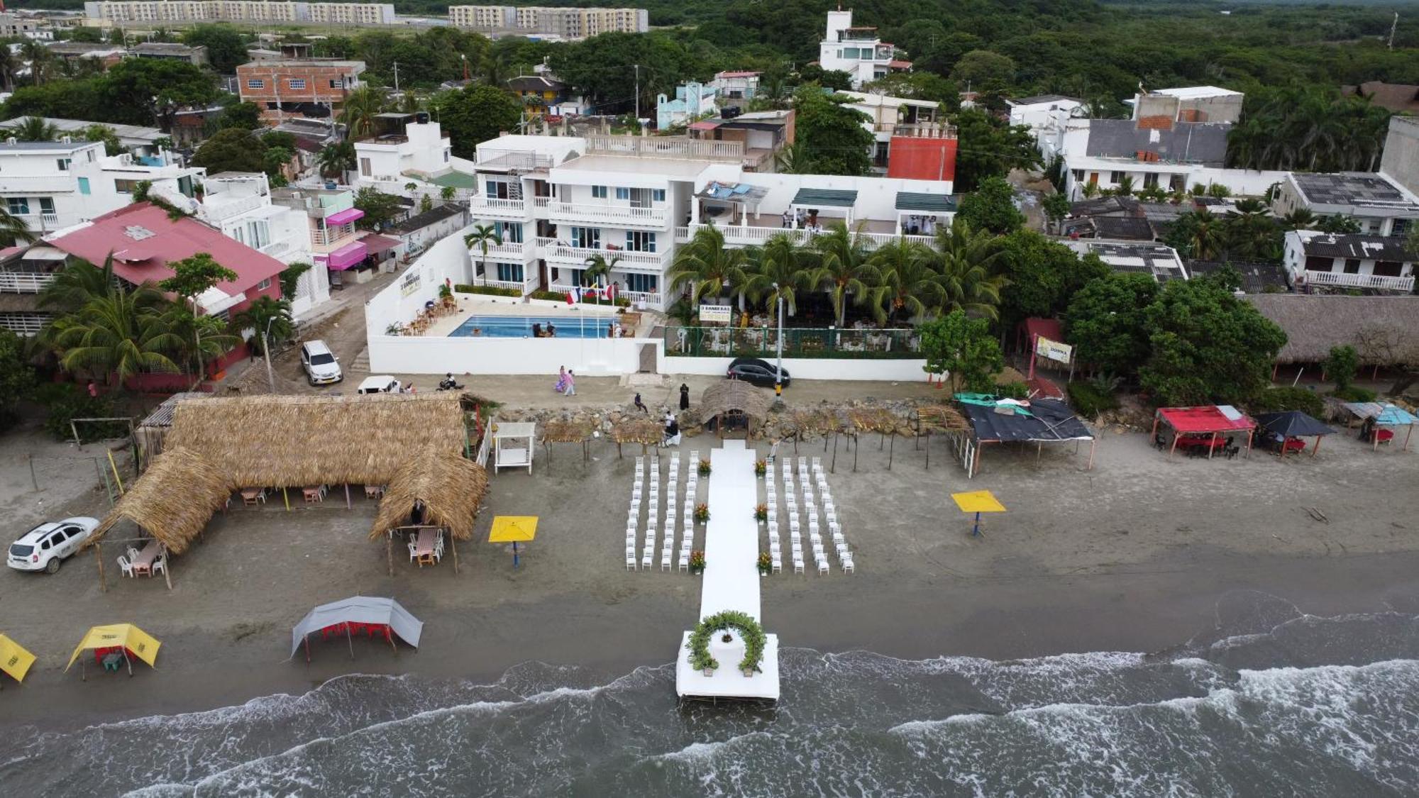 Hotel 3 Banderas Manzanillo Del Mar — Photos 1